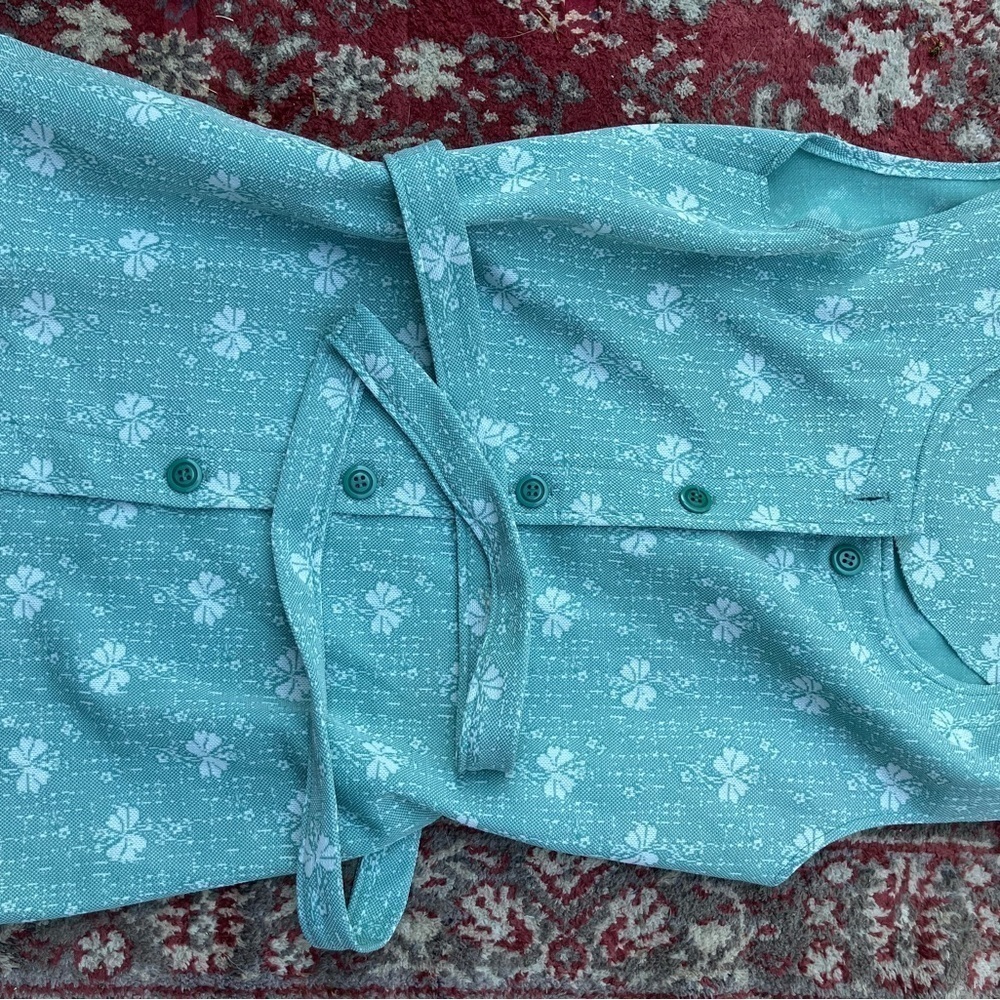 Vintage 1970’s polyester vest top with belt size M/L - Picture 2 of 10